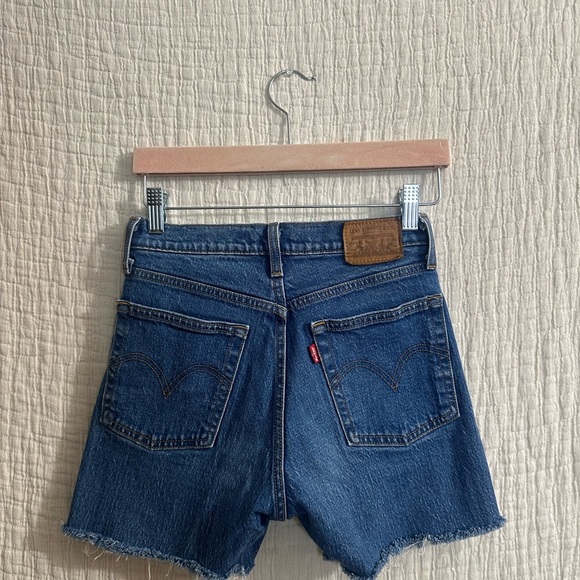 Levi's Pants - Levi's Women's Wedgie Shorts 24